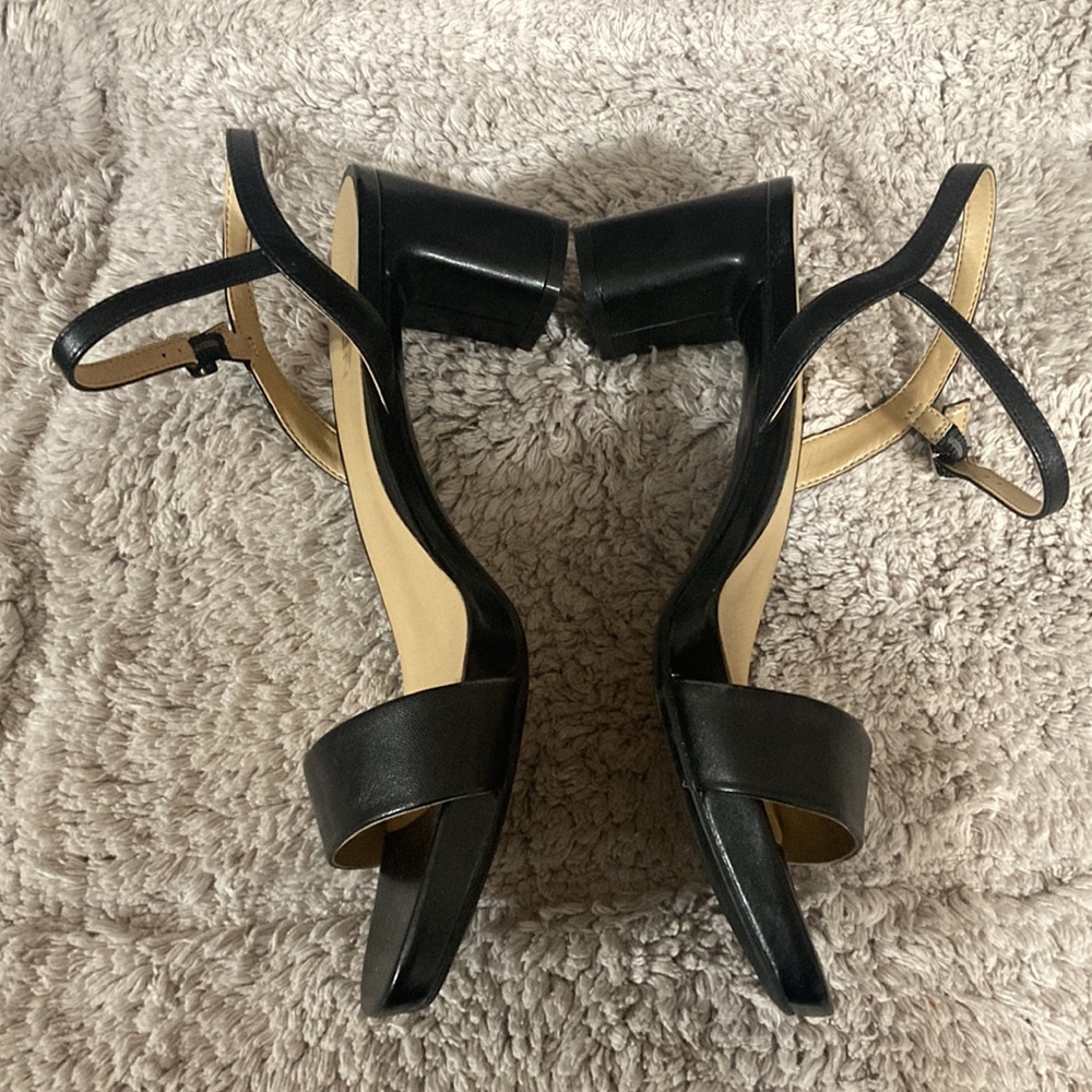 Naturalizer Women's Ivy Ankle Strap Heels Heeled Sandal Size 10M - Picture 2 of 6